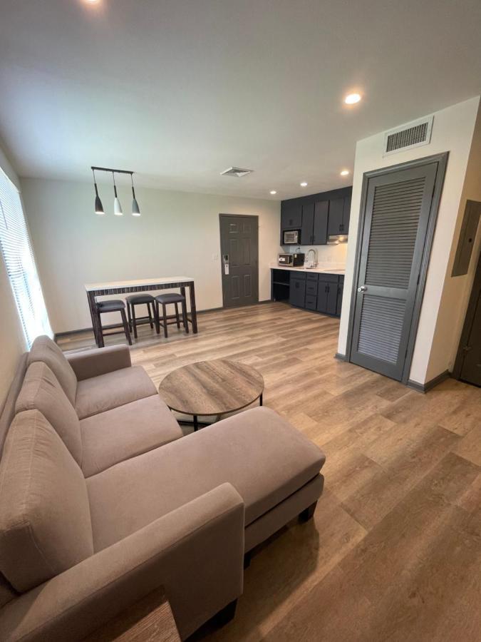 Ramada By Wyndham Studio Suites Dothan Exterior photo