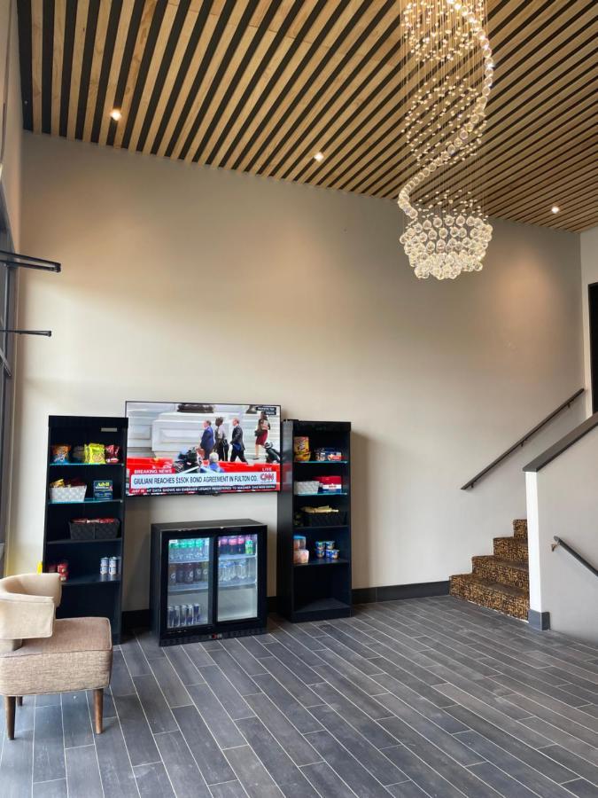 Ramada By Wyndham Studio Suites Dothan Exterior photo